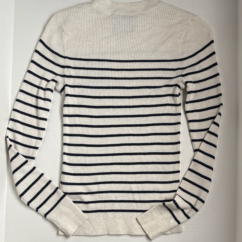 Abercrombie & Fitch Cream and Black Knit Top Women’s Size Small